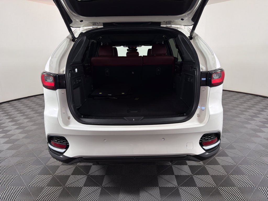 Used 2025 MAZDA CX-70 Plug-In Hybrid w/ Premium Plus AWD/4WD image 25