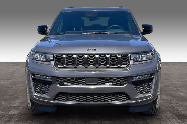 New 2026 Jeep Grand Cherokee Limited w/ Limited Altitude Package AWD/4WD image 14