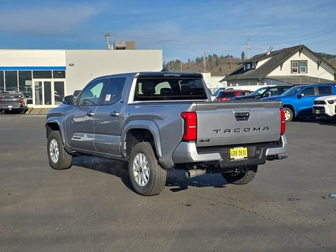 New 2026 Toyota Tacoma SR5 image 4