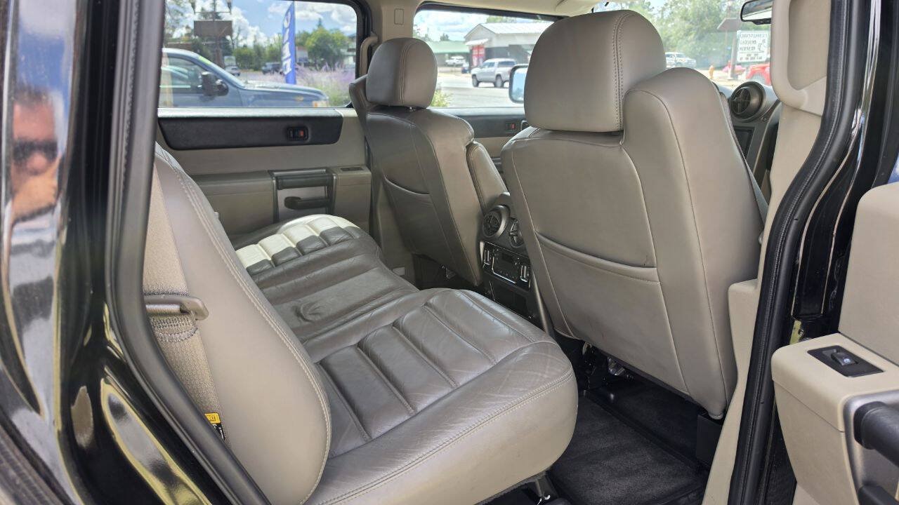 Used 2003 HUMMER H2 w/ Preferred Equipment Group AWD/4WD image 6