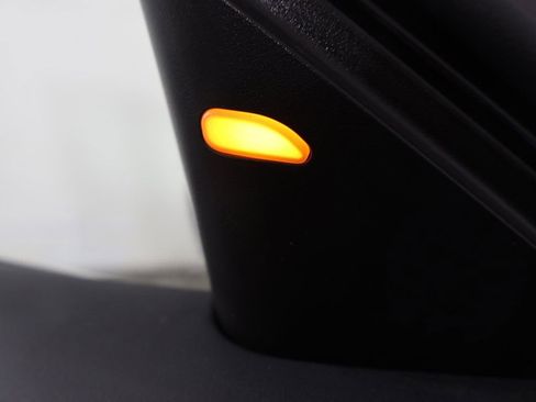 Used 2025 Nissan Altima 2.5 SV image 31