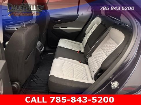 Used 2018 Chevrolet Equinox LS image 17