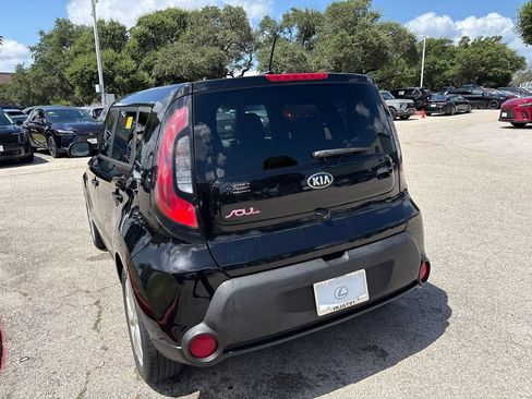 Used 2015 Kia Soul + FWD image 3