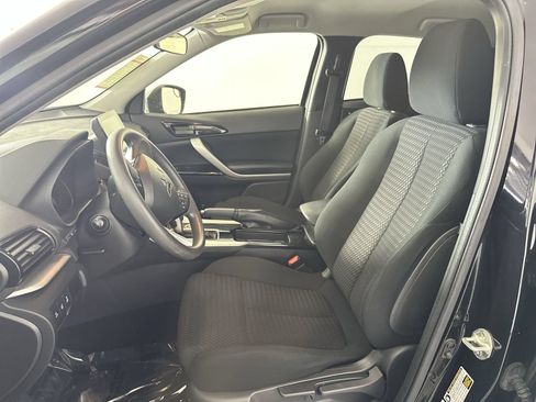 Used 2022 Mitsubishi Eclipse Cross LE AWD/4WD image 11