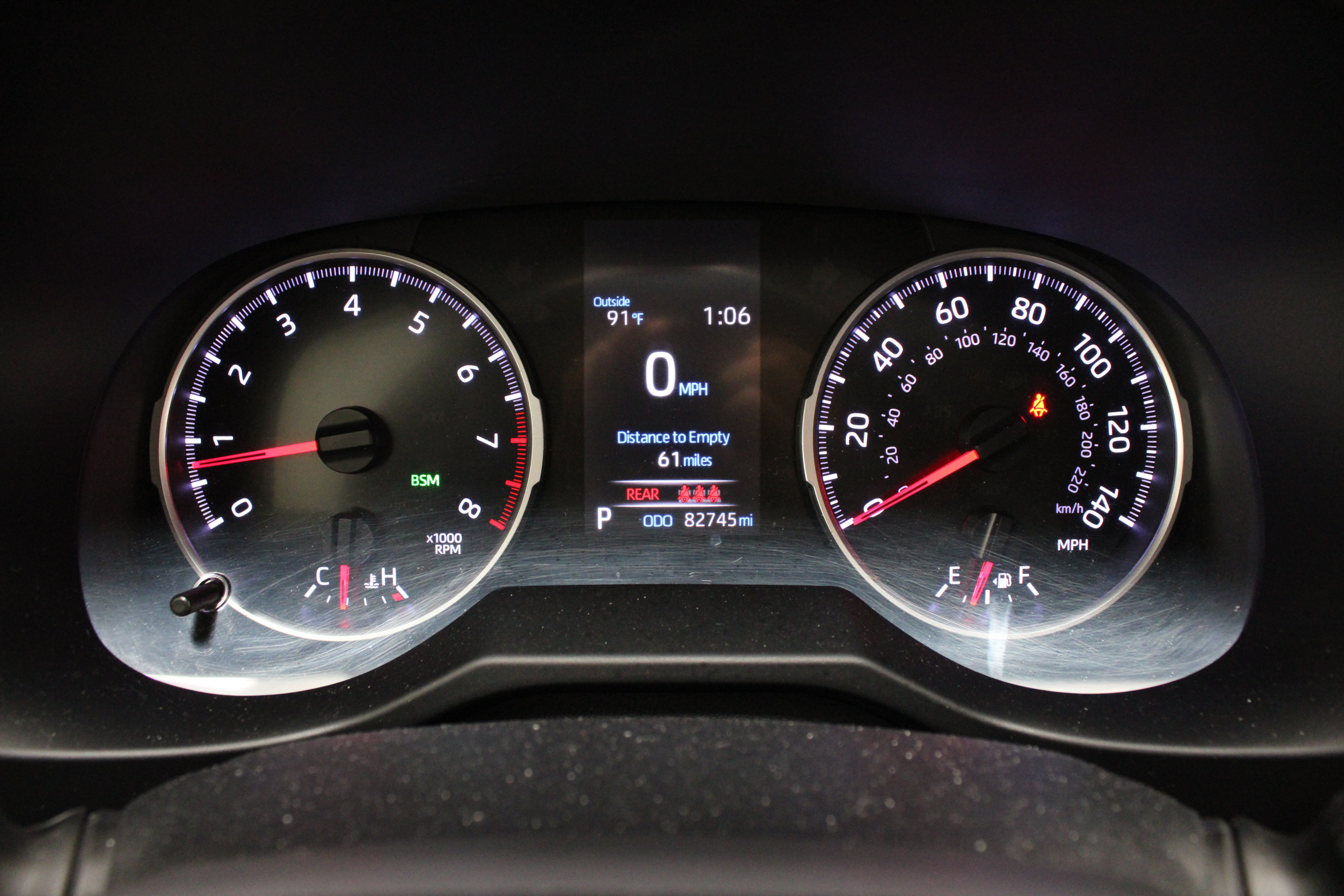 Used 2020 Toyota RAV4 XLE Premium FWD image 40