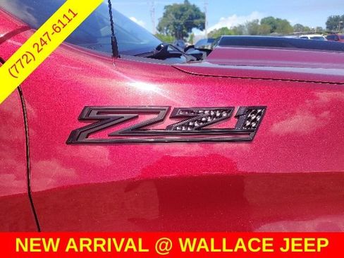 Used 2022 Chevrolet Silverado 1500 LT Trail Boss w/ LT Trail Boss Premium Package AWD/4WD image 3