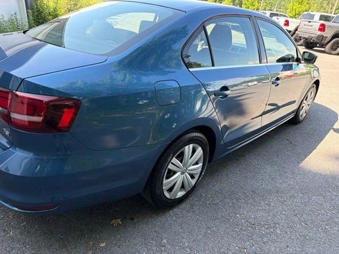 Used 2017 Volkswagen Jetta S FWD image 5