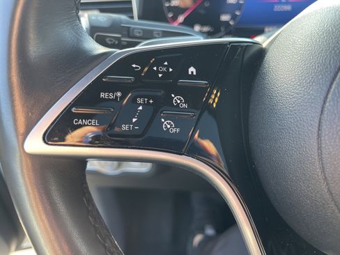 Certified 2024 Mercedes-Benz GLE 350 4MATIC w/ Winter Package image 19