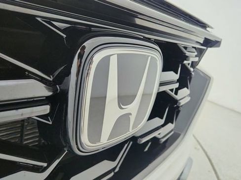 Used 2025 Honda CR-V Sport Touring image 17