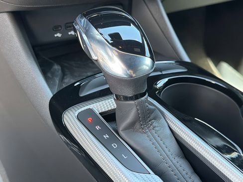 Certified 2025 Buick Envista Avenir image 23