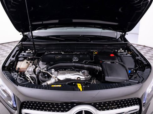 Used 2022 Mercedes-Benz GLB 250 4MATIC image 30