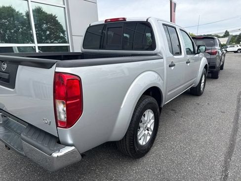 Used 2019 Nissan Frontier SV RWD image 4