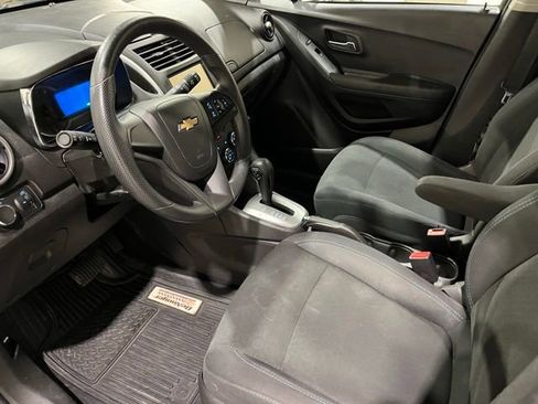 Used 2016 Chevrolet Trax LS FWD image 13