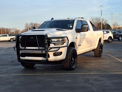 Used 2023 RAM 2500 Limited image 2