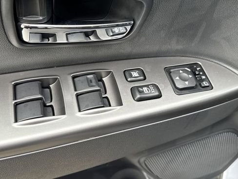 New 2025 Mitsubishi Outlander Sport SE image 10