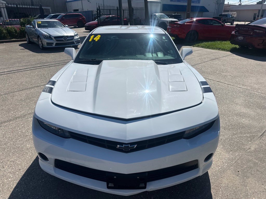 Used 2014 Chevrolet Camaro LS RWD image 2