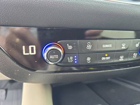 Certified 2023 Buick Enclave Avenir w/ Trailering Package, 5000 lbs. AWD/4WD image 23