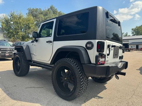 Used 2008 Jeep Wrangler X AWD/4WD image 7
