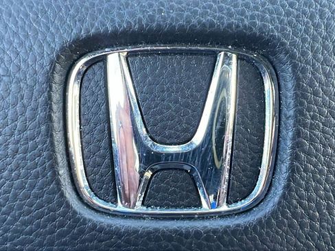 Certified 2024 Honda HR-V Sport image 30