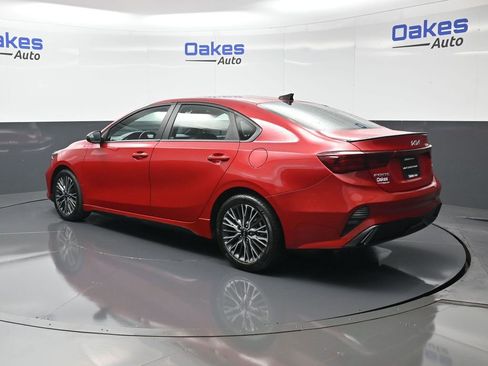 Certified 2024 Kia Forte GT-Line image 6