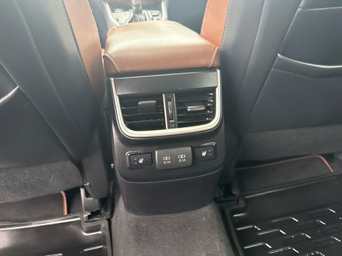 Used 2020 Subaru Outback Touring XT image 16