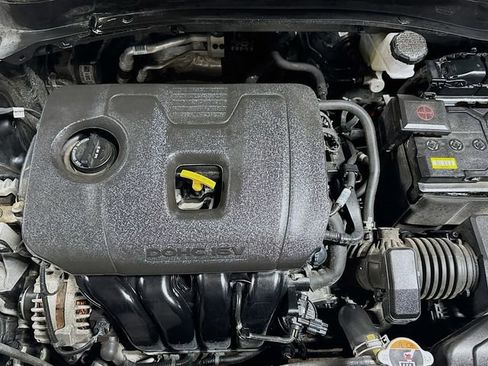 Used 2024 Kia Seltos S image 30