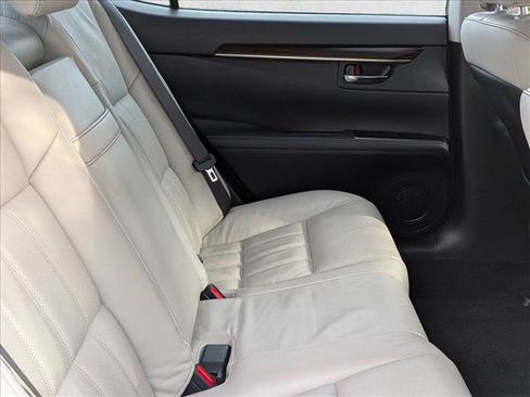 Used 2016 Lexus ES 350 image 19