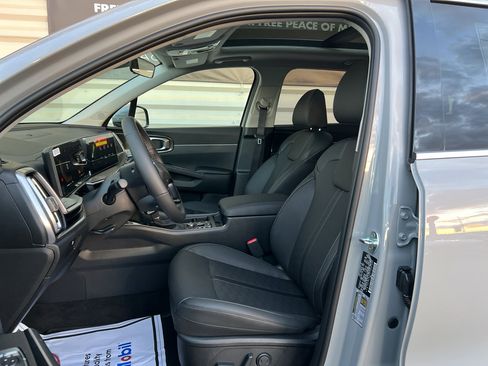 New 2026 Kia Sorento S image 11