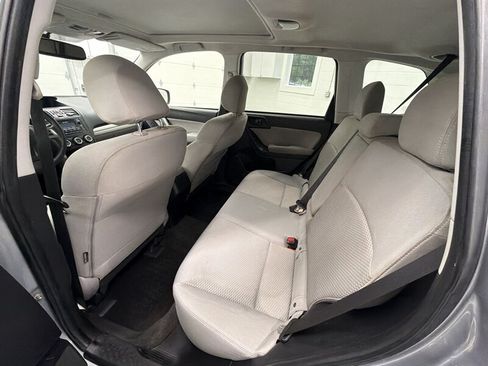 Used 2014 Subaru Forester 2.5i Premium w/ Popular Package #2 AWD/4WD image 12