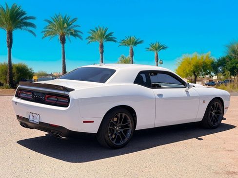 Used 2021 Dodge Challenger R/T Scat Pack w/ Plus Package RWD image 5