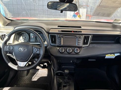 Used 2017 Toyota RAV4 LE image 20