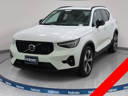 Used 2023 Volvo XC40 B5 Plus