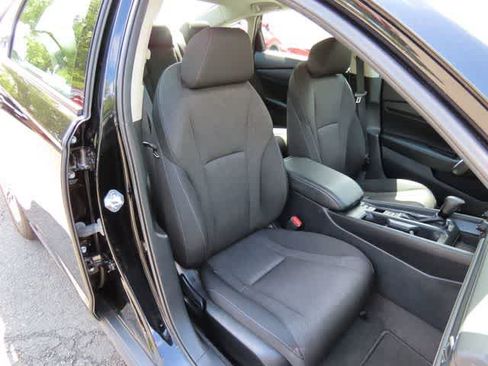 Used 2024 Honda Accord EX image 15