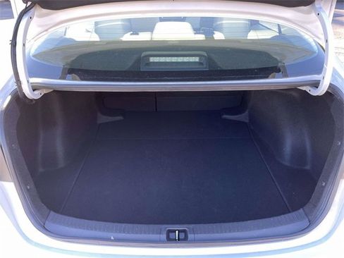 Used 2023 Toyota Corolla LE image 13