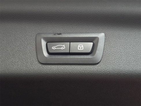 Used 2025 BMW X1 xDrive28i w/ Convenience Package image 16