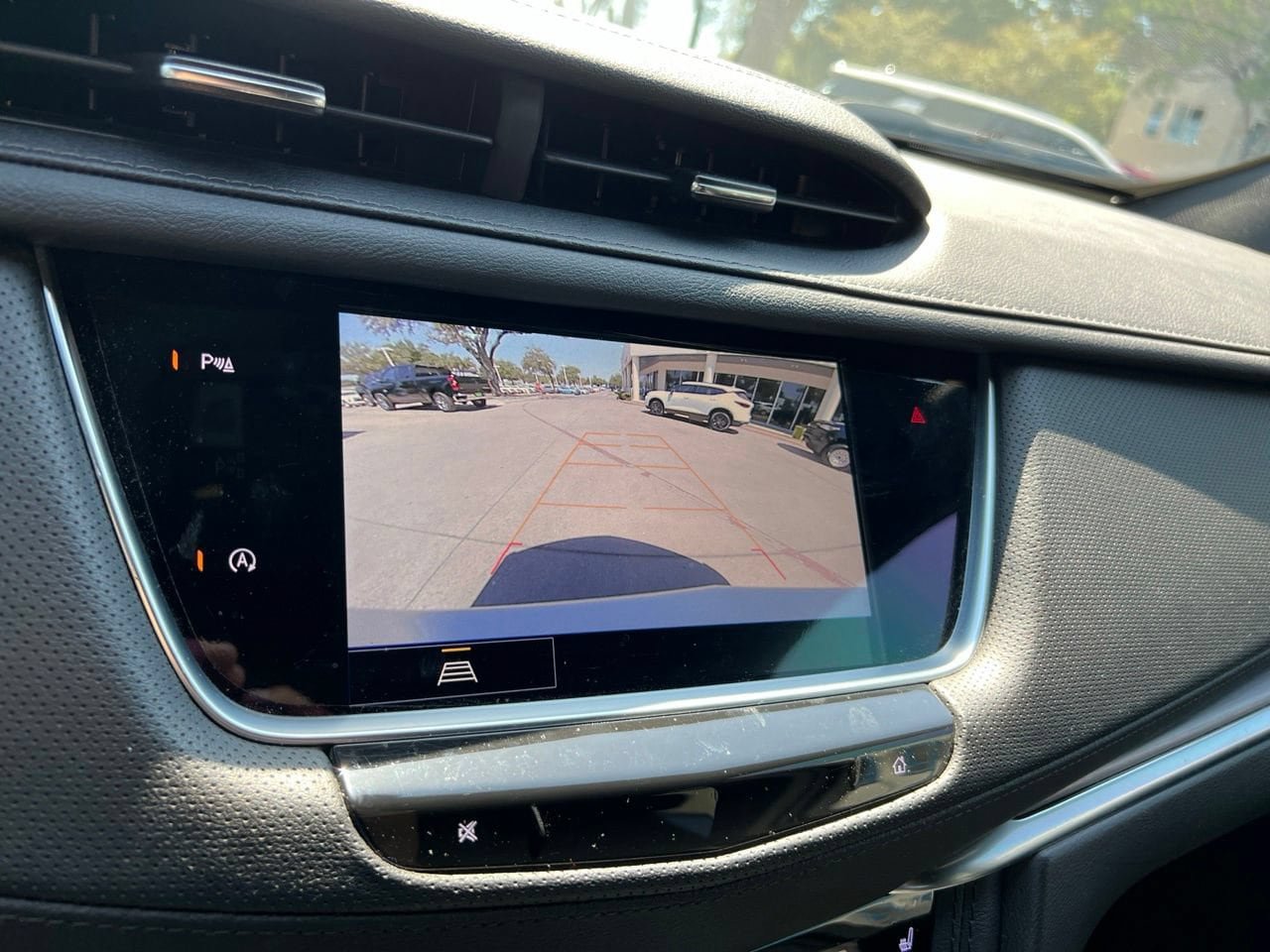 Used 2024 Cadillac XT5 Luxury FWD image 21