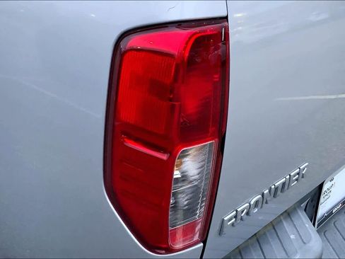 Used 2006 Nissan Frontier XE w/ (G01) XE Preferred Pkg image 27