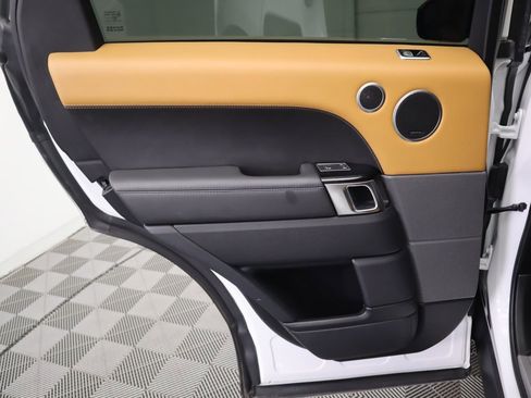 Used 2019 Land Rover Range Rover Sport Autobiography image 26