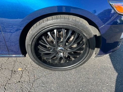 Used 2019 Chevrolet Malibu LS FWD image 31
