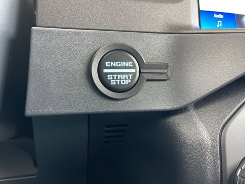 New 2025 Ford Bronco 4-Door AWD/4WD image 11