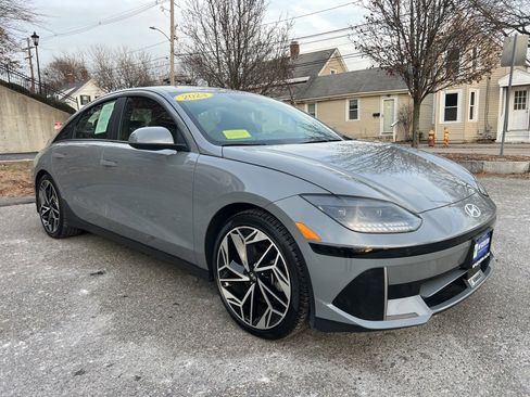 Used 2023 Hyundai Ioniq 6 SEL image 7