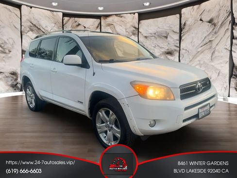 Used 2007 Toyota RAV4 Sport AWD/4WD image 4