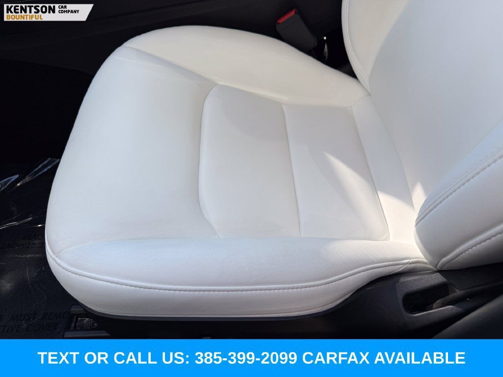 Used 2024 Tesla Model Y Performance AWD/4WD image 29