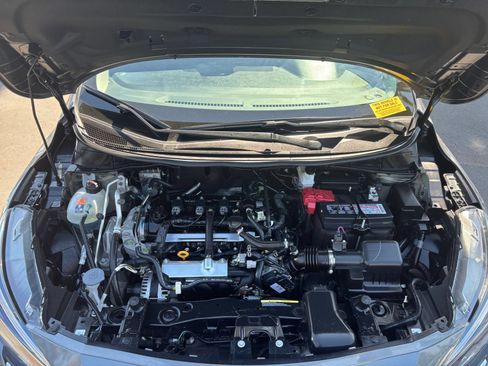 Used 2025 Nissan Versa SV FWD image 30
