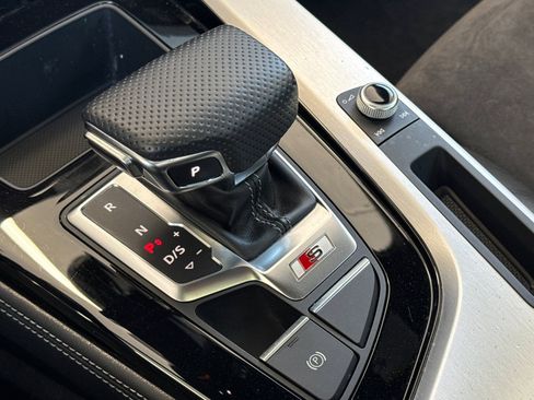 Used 2020 Audi S5 Premium Plus w/ Premium Plus AWD/4WD image 17