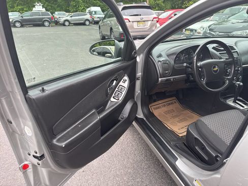 Used 2007 Chevrolet Malibu LT image 9