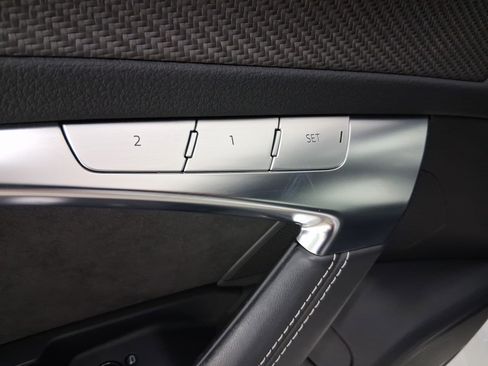 Used 2021 Audi S6 Prestige w/ Prestige Package image 12