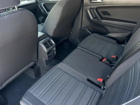 Used 2023 Volkswagen Tiguan S FWD image 12