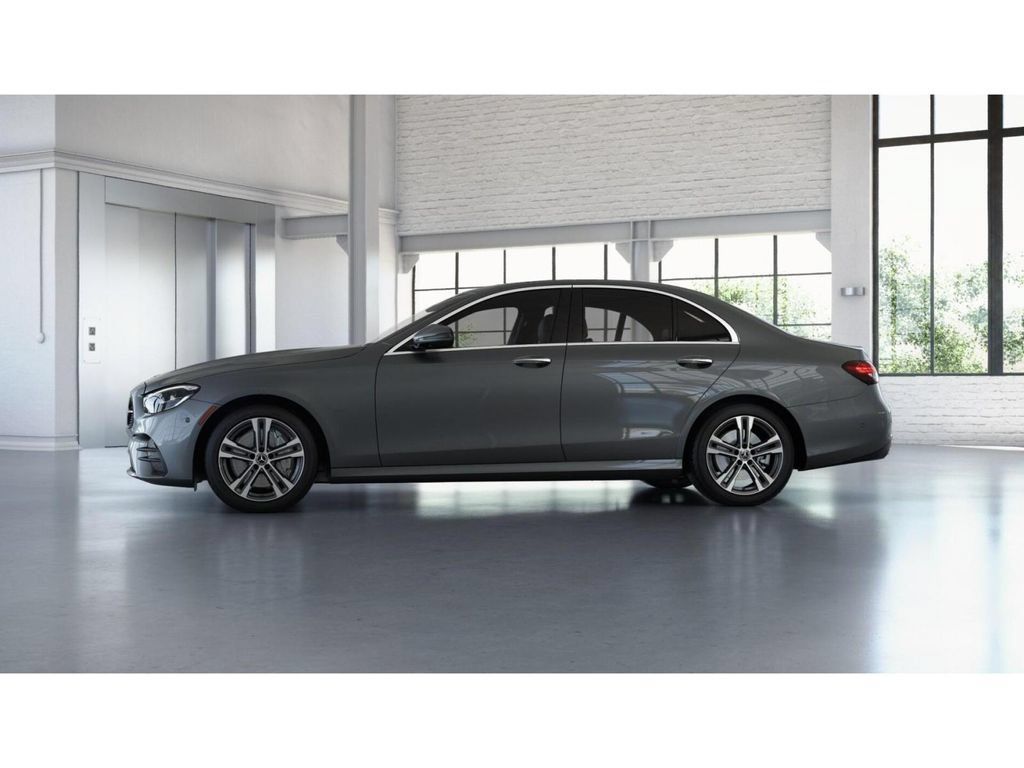 Used 2023 Mercedes-Benz E 350 4MATIC Sedan image 36