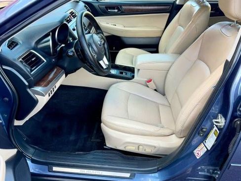 Used 2015 Subaru Outback 2.5i Limited AWD/4WD image 2